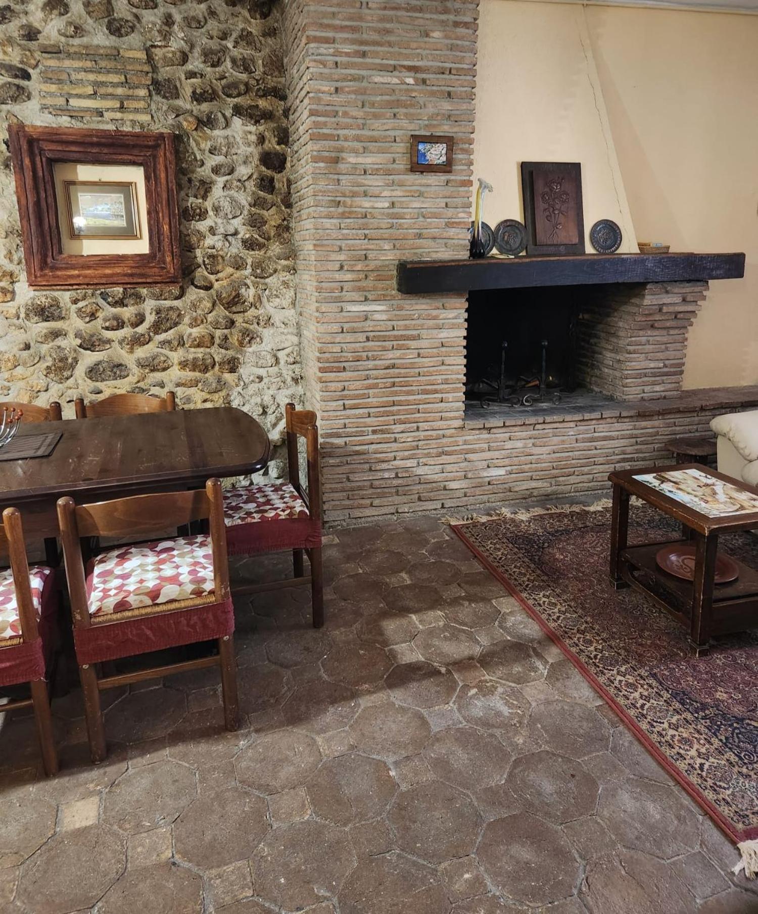 Villa Casa A Scale Sulmona Exterior foto